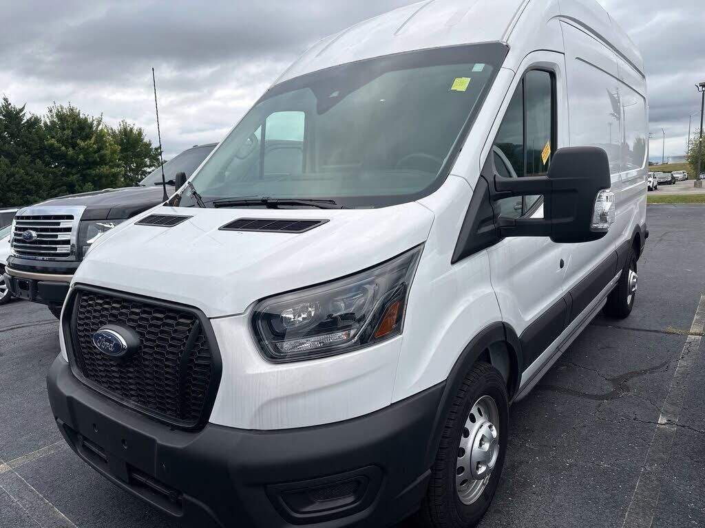 2024 FORD Transit