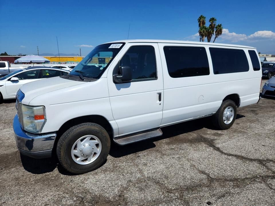 2012 FORD E-350
