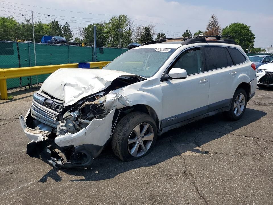 2014 SUBARU Outback