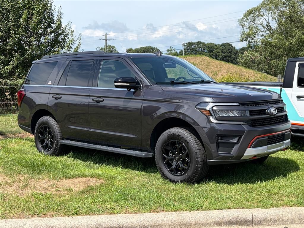 2024 FORD Expedition
