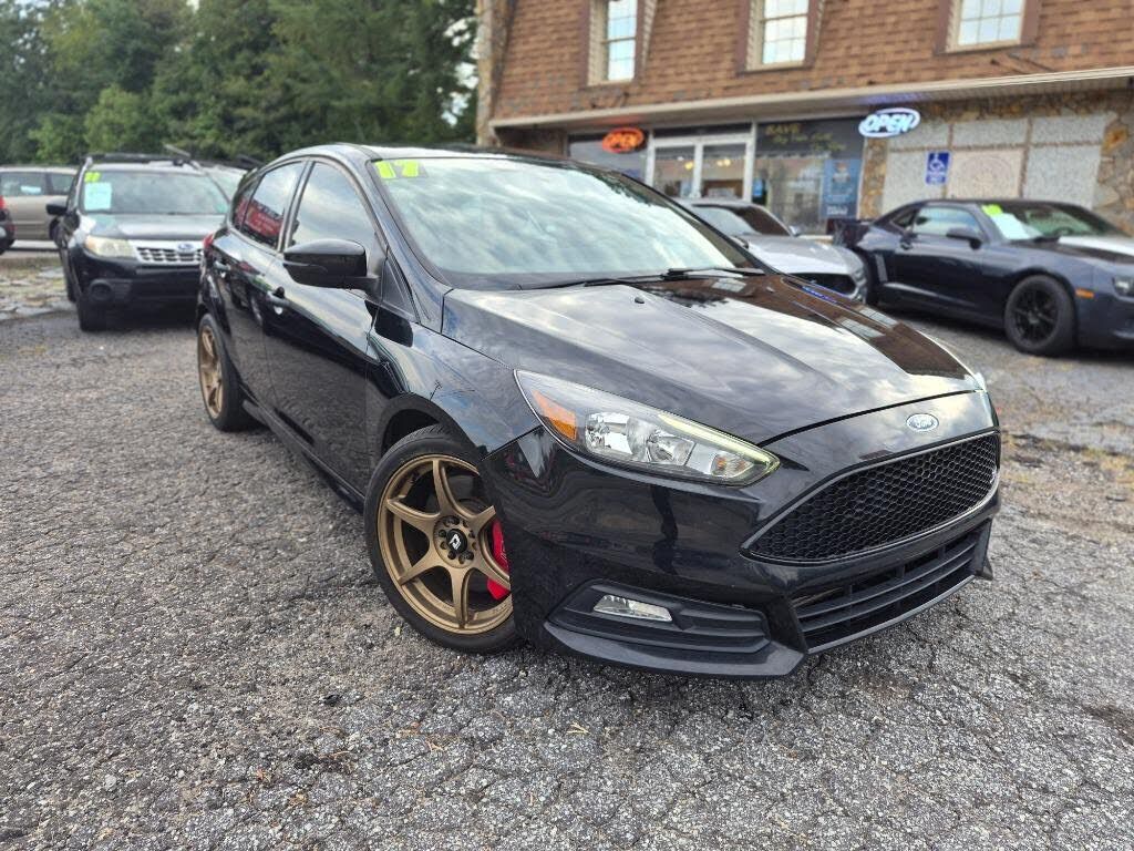 2017 FORD Focus