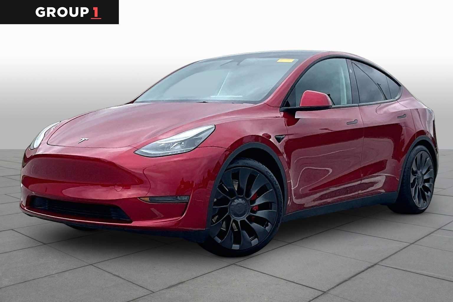 2024 TESLA Model Y