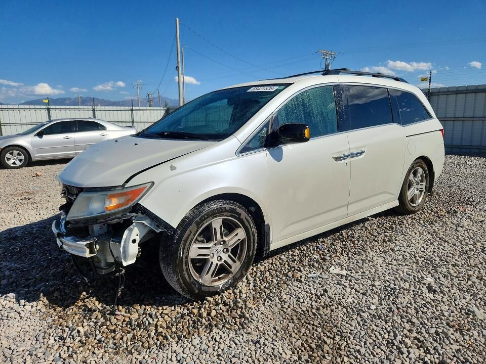 2013 HONDA Odyssey