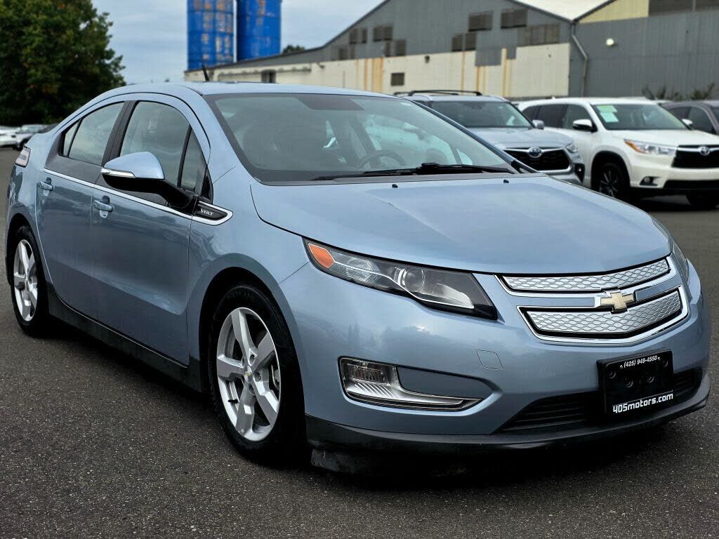 2013 CHEVROLET Volt
