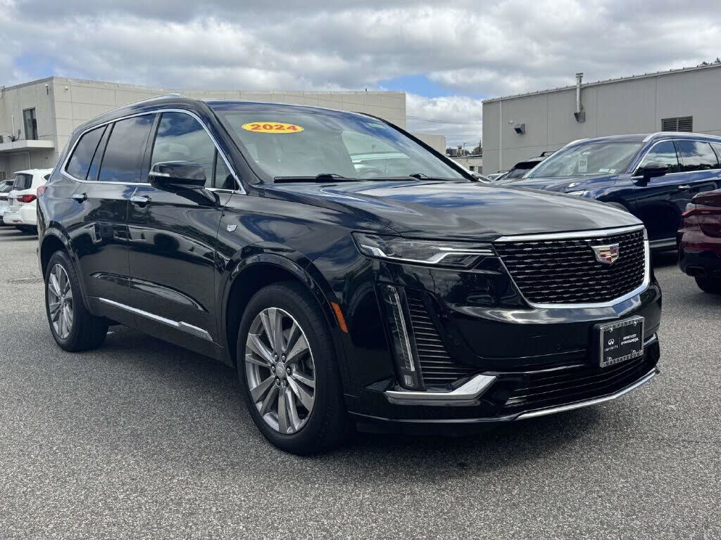 2024 CADILLAC XT6