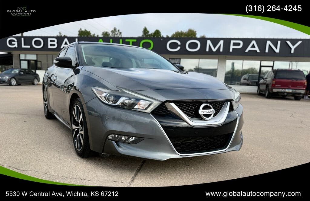 2017 NISSAN Maxima