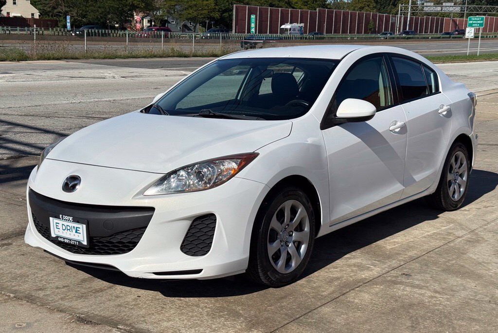 2012 MAZDA Mazda3