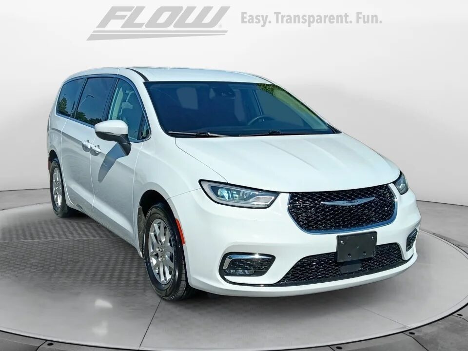 2023 CHRYSLER Pacifica
