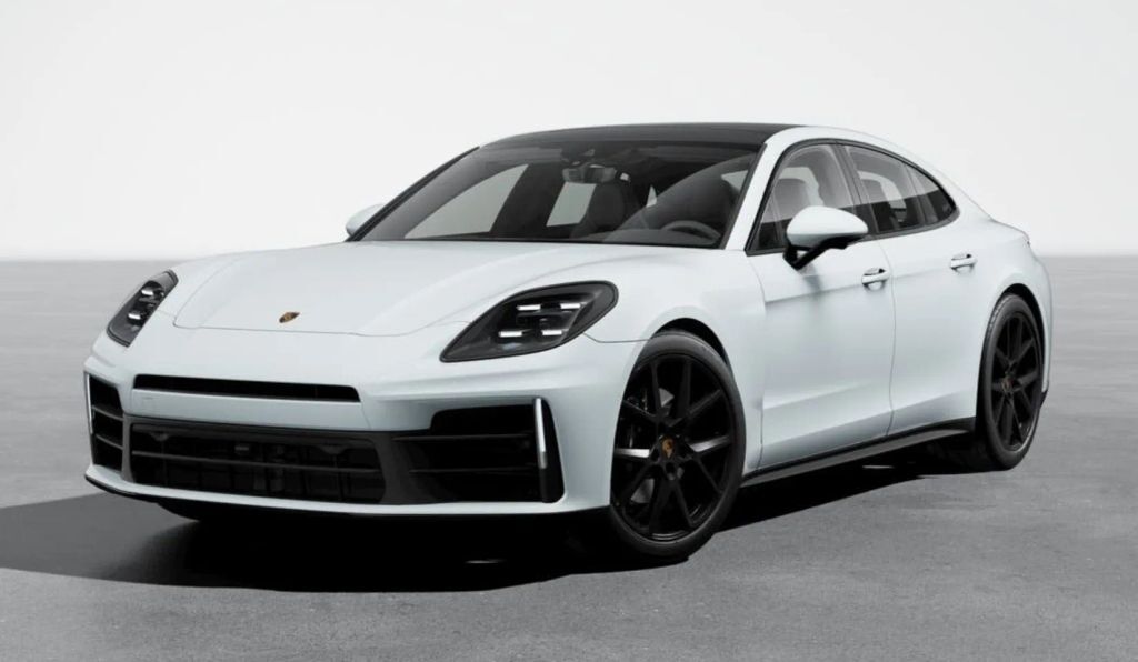 2018 PORSCHE Panamera