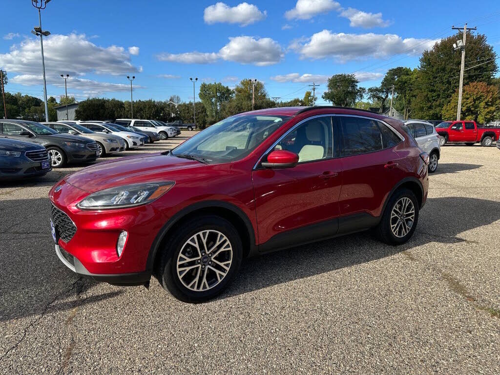 2020 FORD Escape