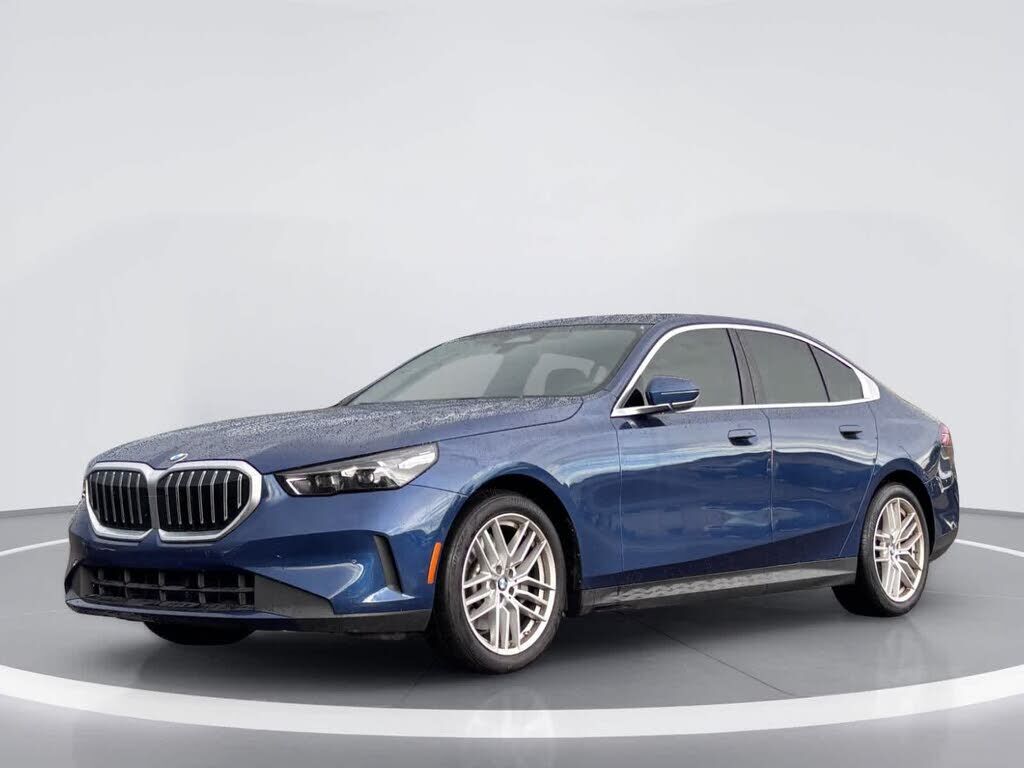 2025 BMW 530i