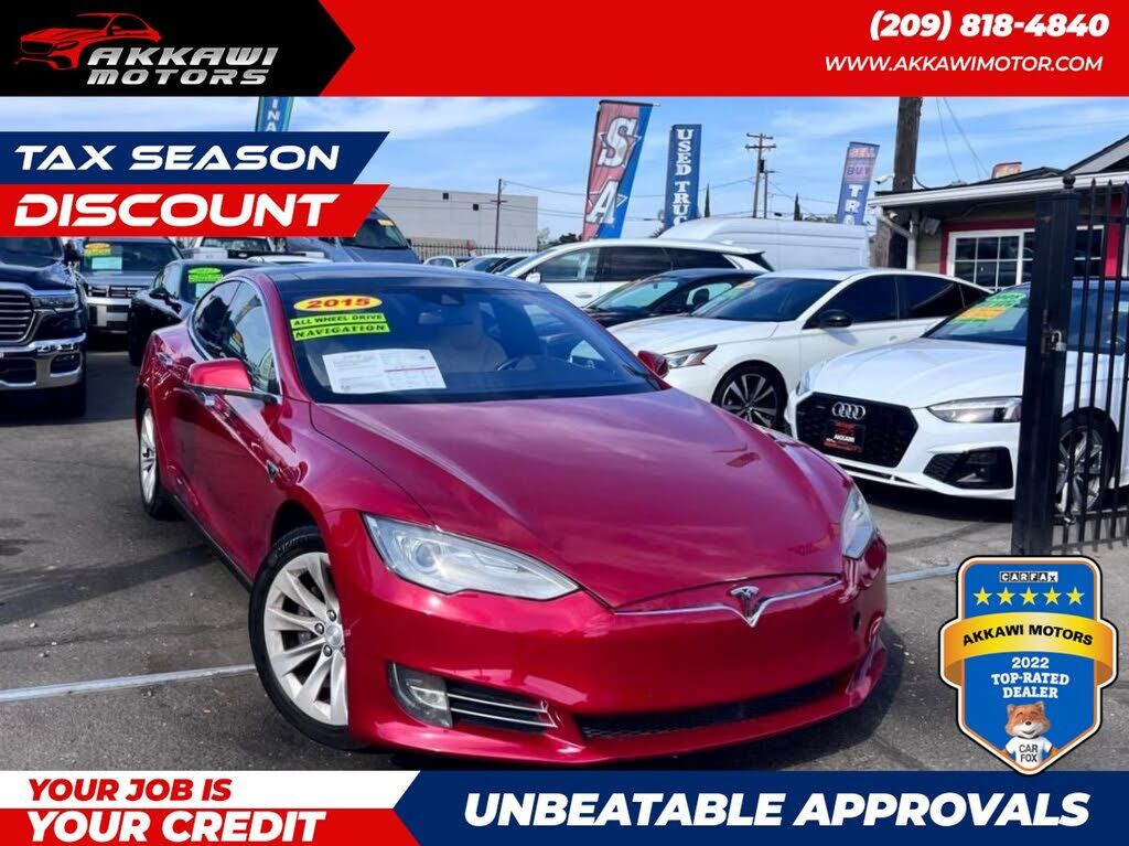 2015 TESLA Model S