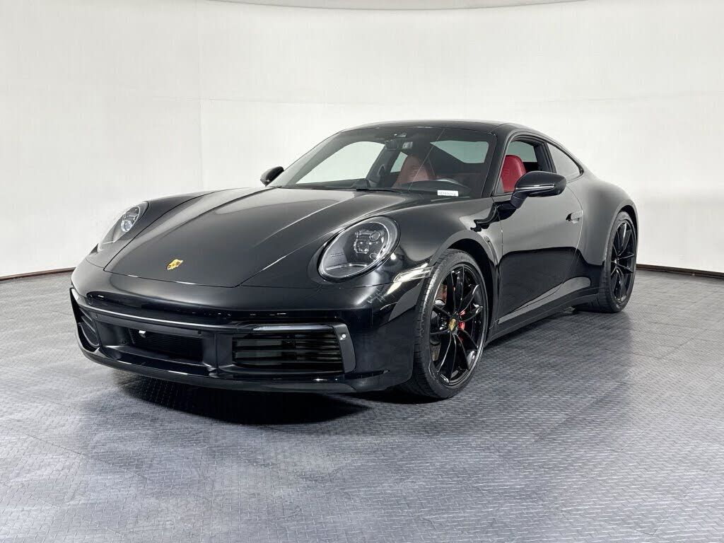 2022 PORSCHE 911