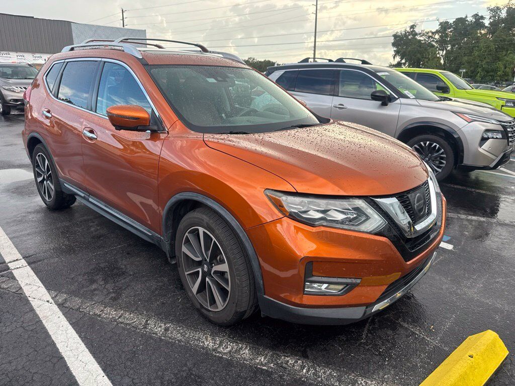 2017 NISSAN Rogue