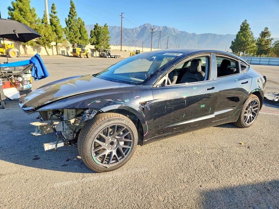 2026 TESLA Model 3