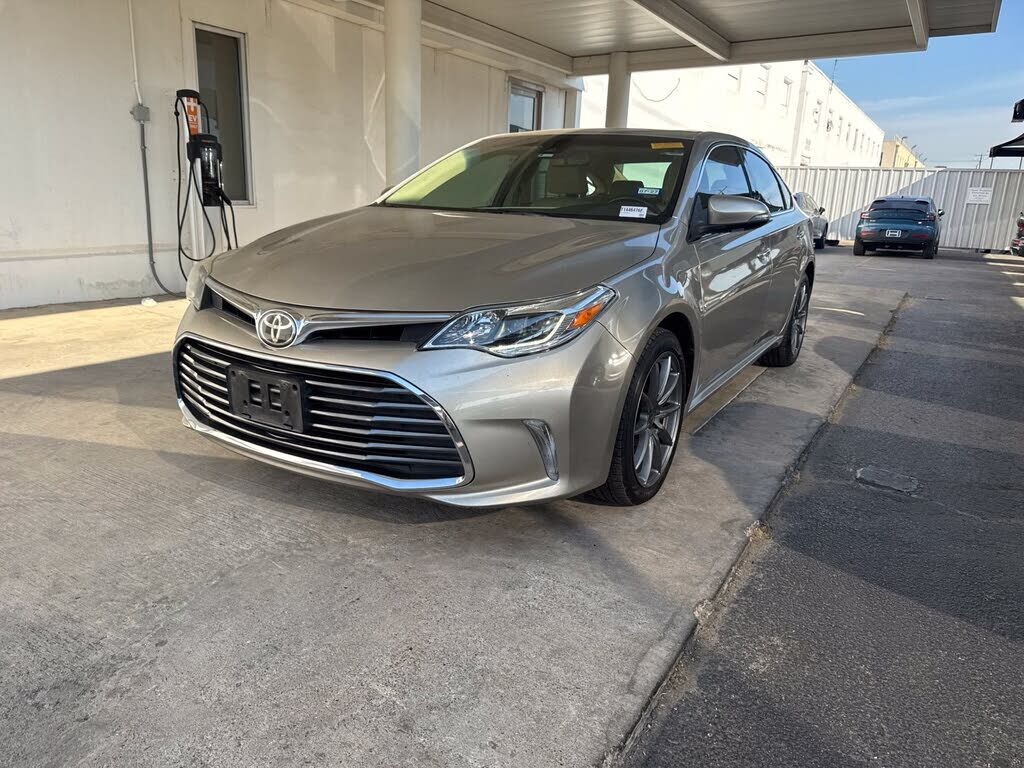 2017 TOYOTA Avalon