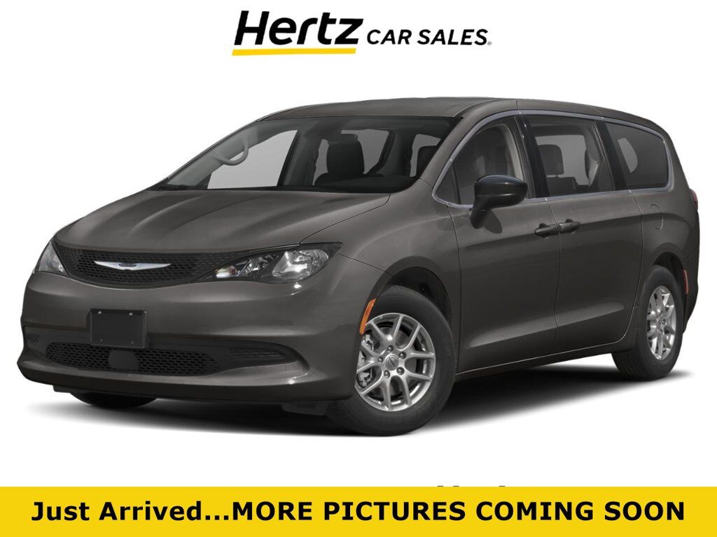 2023 CHRYSLER Voyager