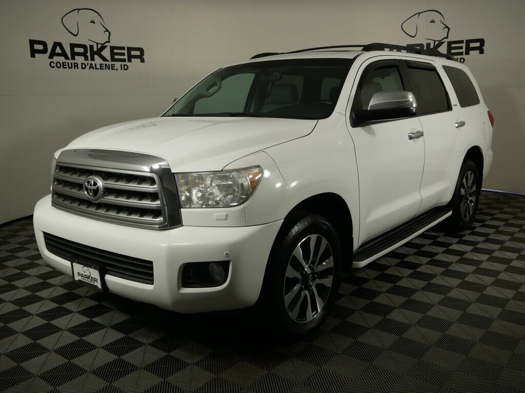 2010 TOYOTA Sequoia
