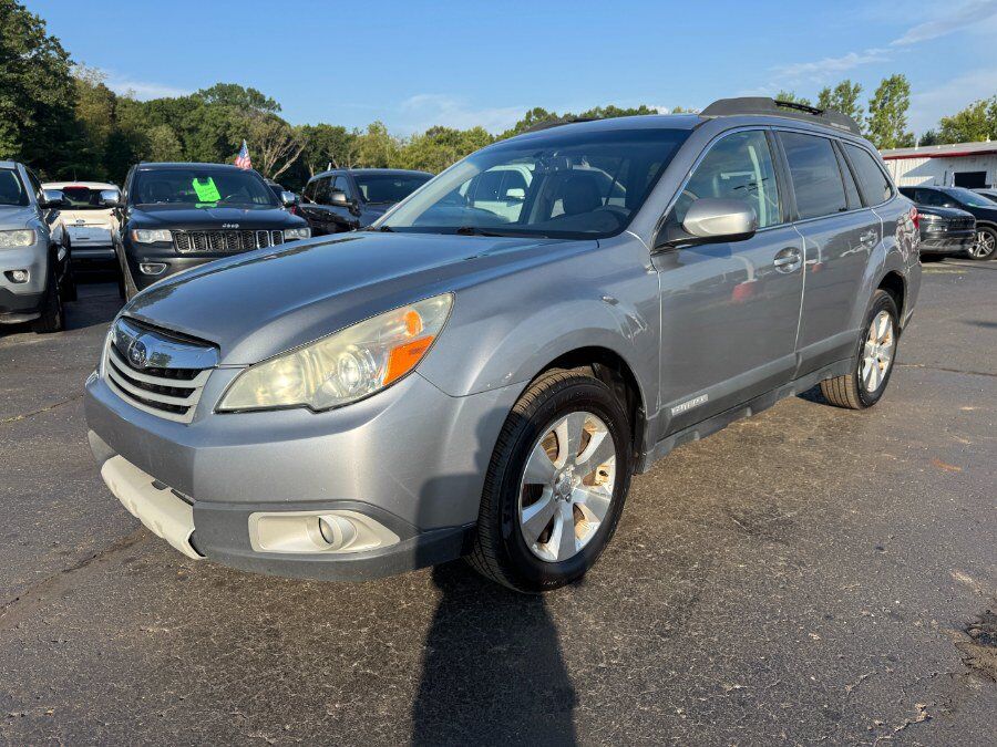 2010 SUBARU Outback
