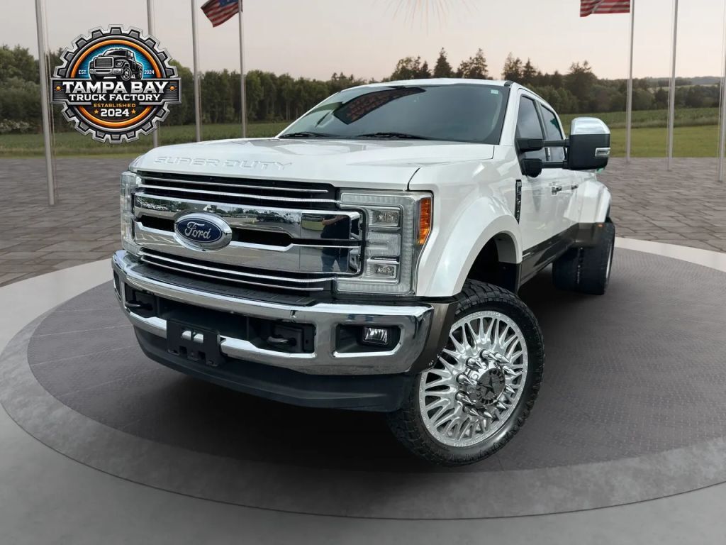 2017 FORD F-450