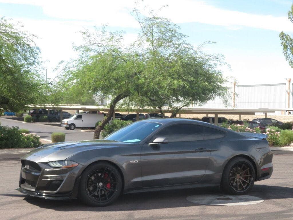 2019 FORD Mustang