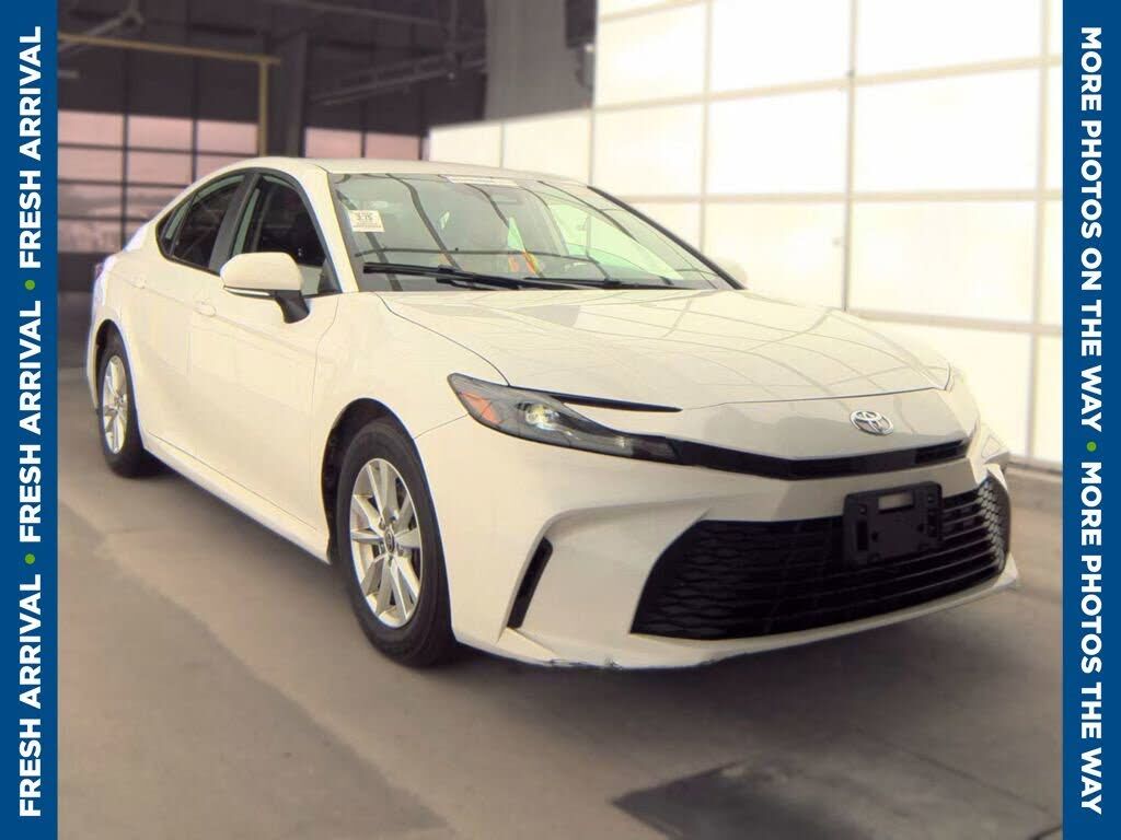 2025 TOYOTA Camry