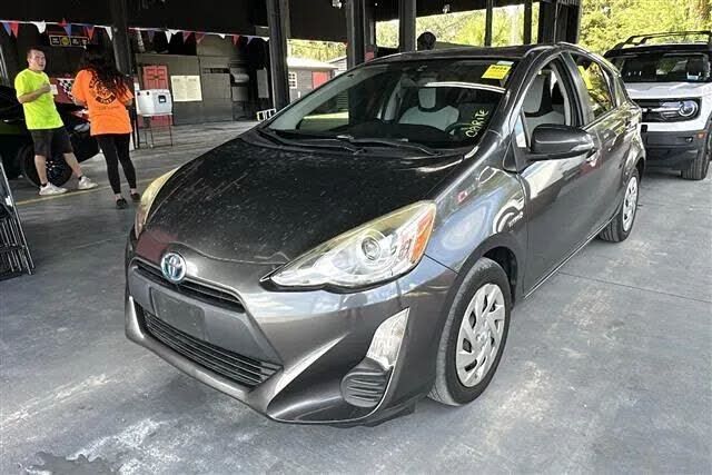 2016 TOYOTA Prius