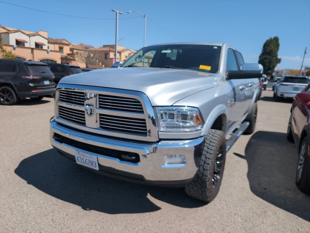 2012 DODGE Ram