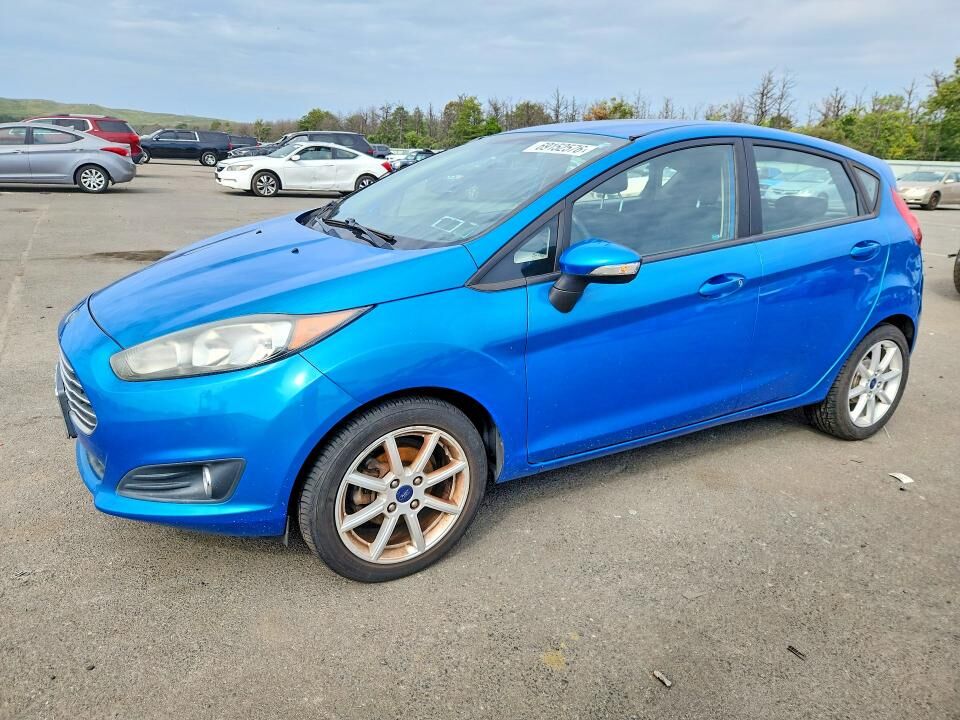 2016 FORD Fiesta