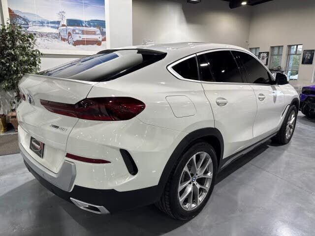 2021 BMW X6