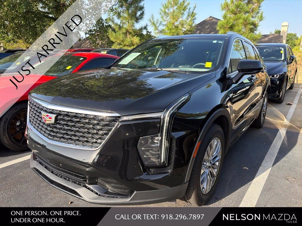 2024 CADILLAC XT4