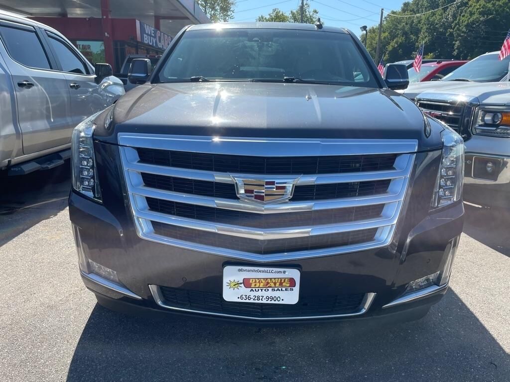 2017 CADILLAC Escalade