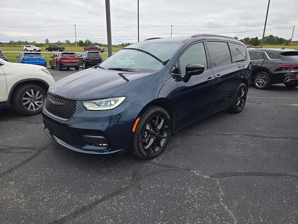 2024 CHRYSLER Pacifica