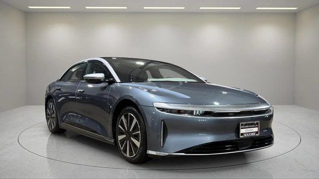 2025 LUCID Air