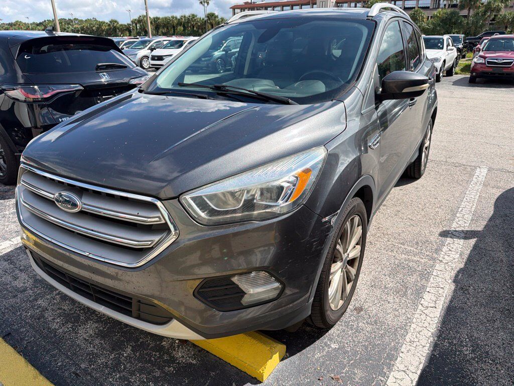 2017 FORD Escape