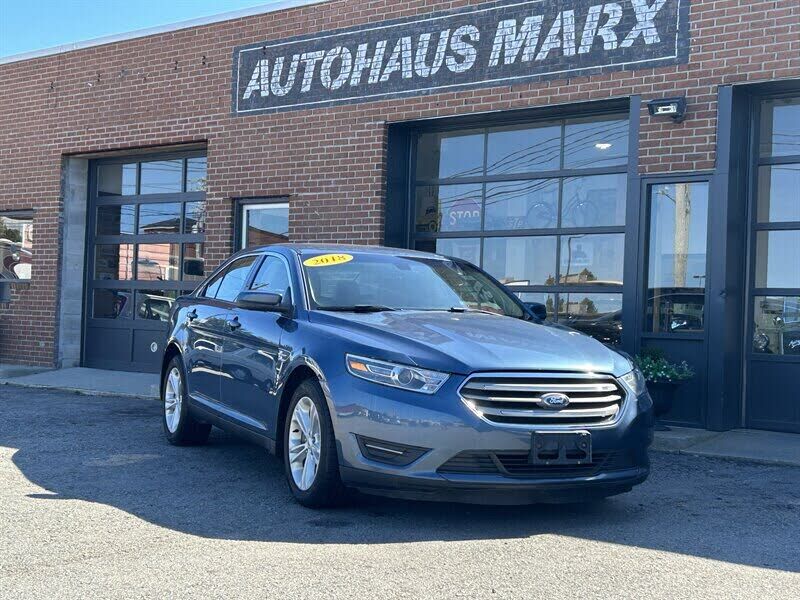 2018 FORD Taurus