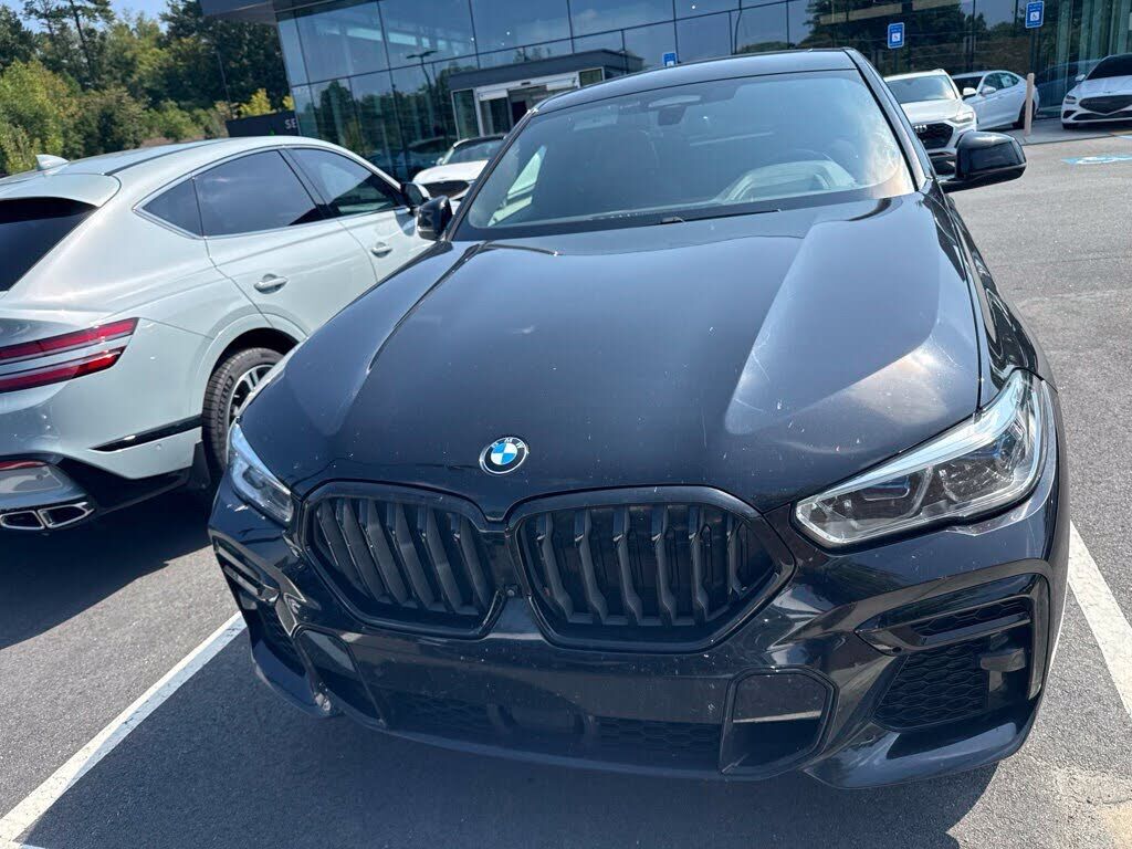 2022 BMW X6