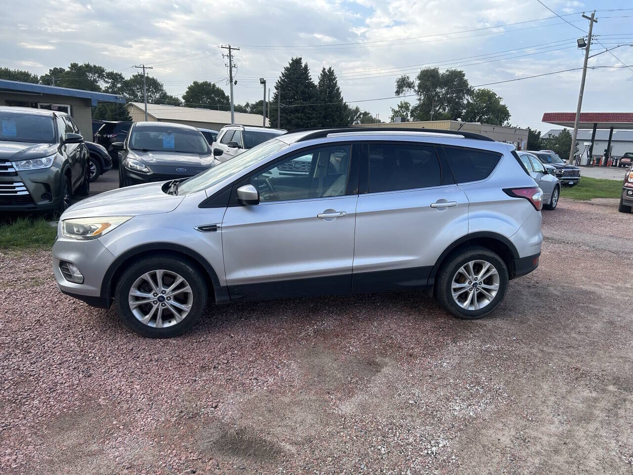 2017 FORD Escape