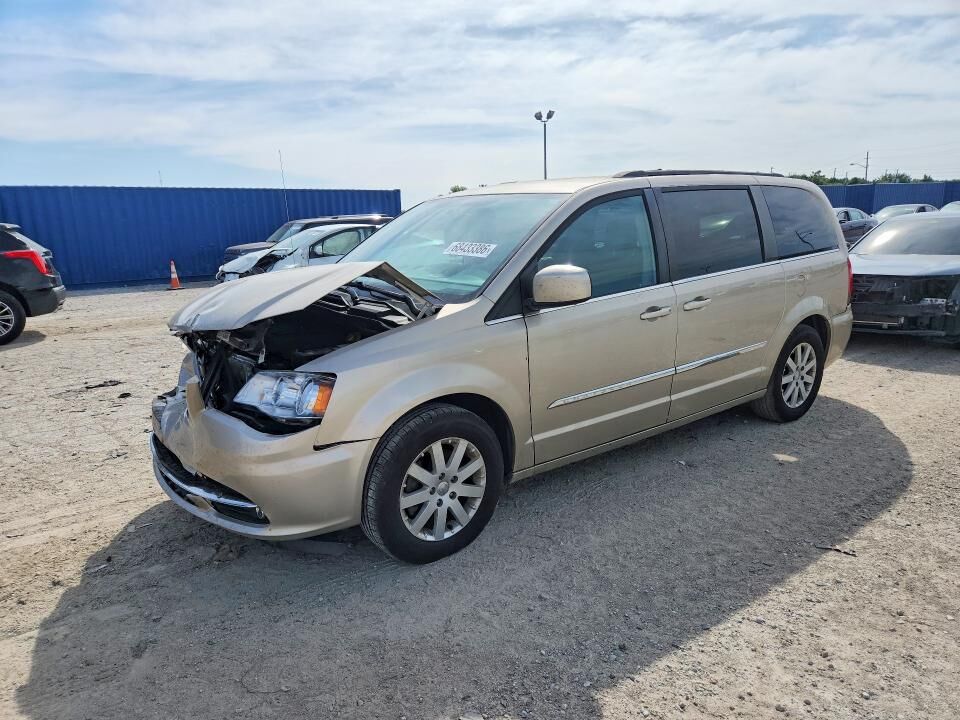 2016 CHRYSLER Town and Country