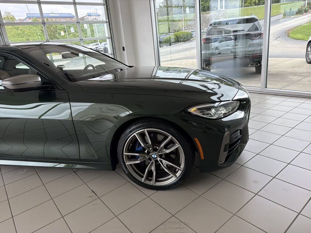 2023 BMW M440i
