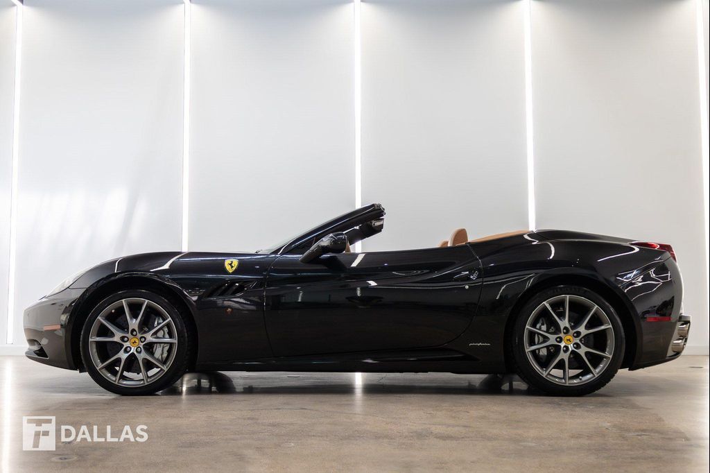 2011 FERRARI California