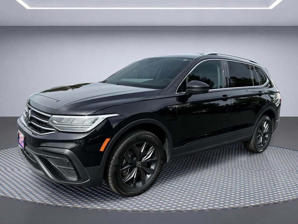 2023 VOLKSWAGEN Tiguan 4Motion