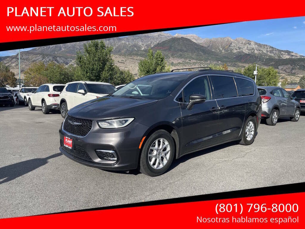 2022 CHRYSLER Pacifica