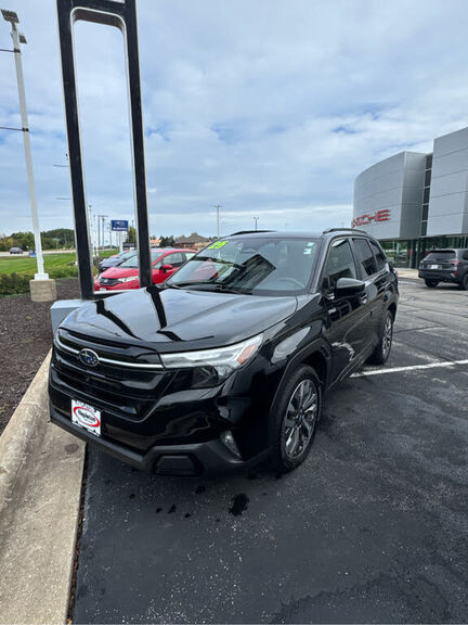 2025 SUBARU Forester