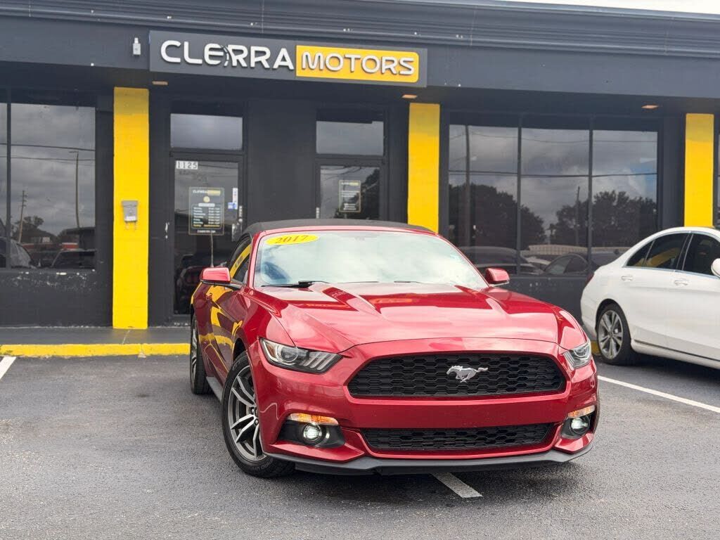 2017 FORD Mustang