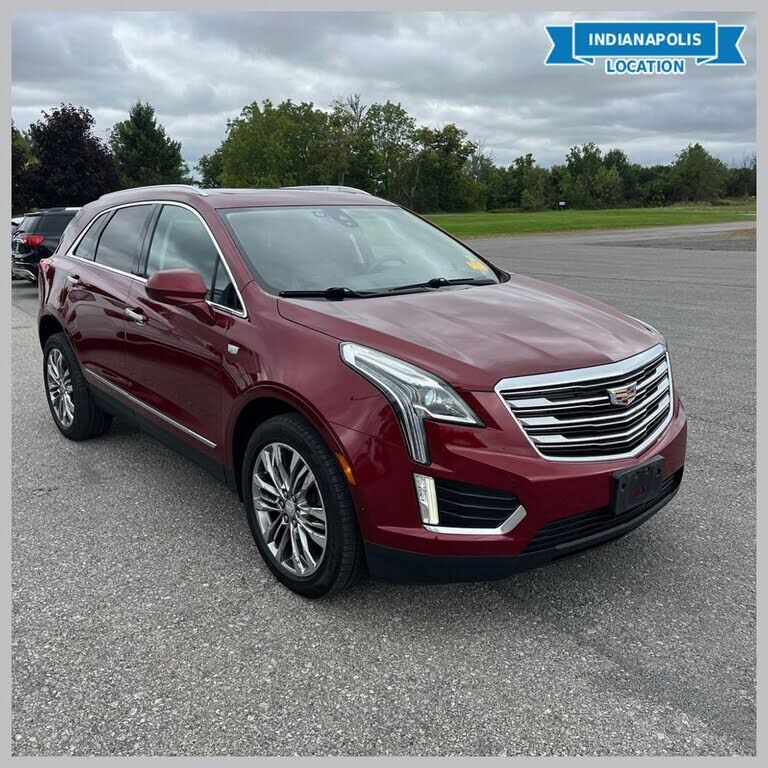 2017 CADILLAC XT5
