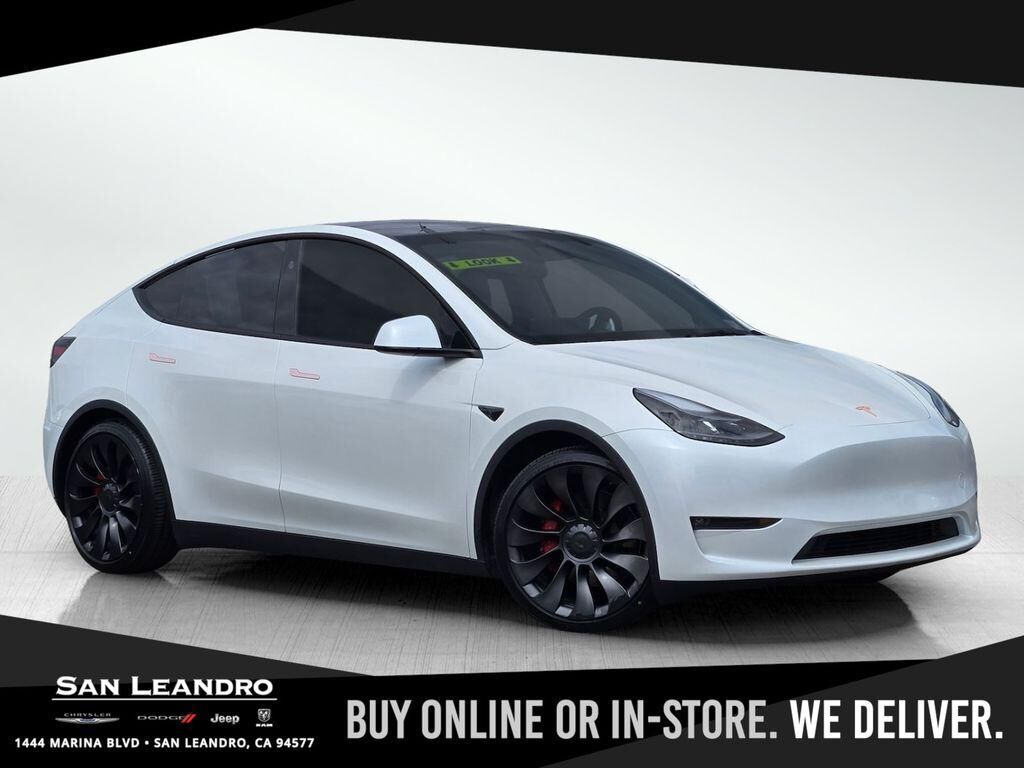 2023 TESLA Model Y