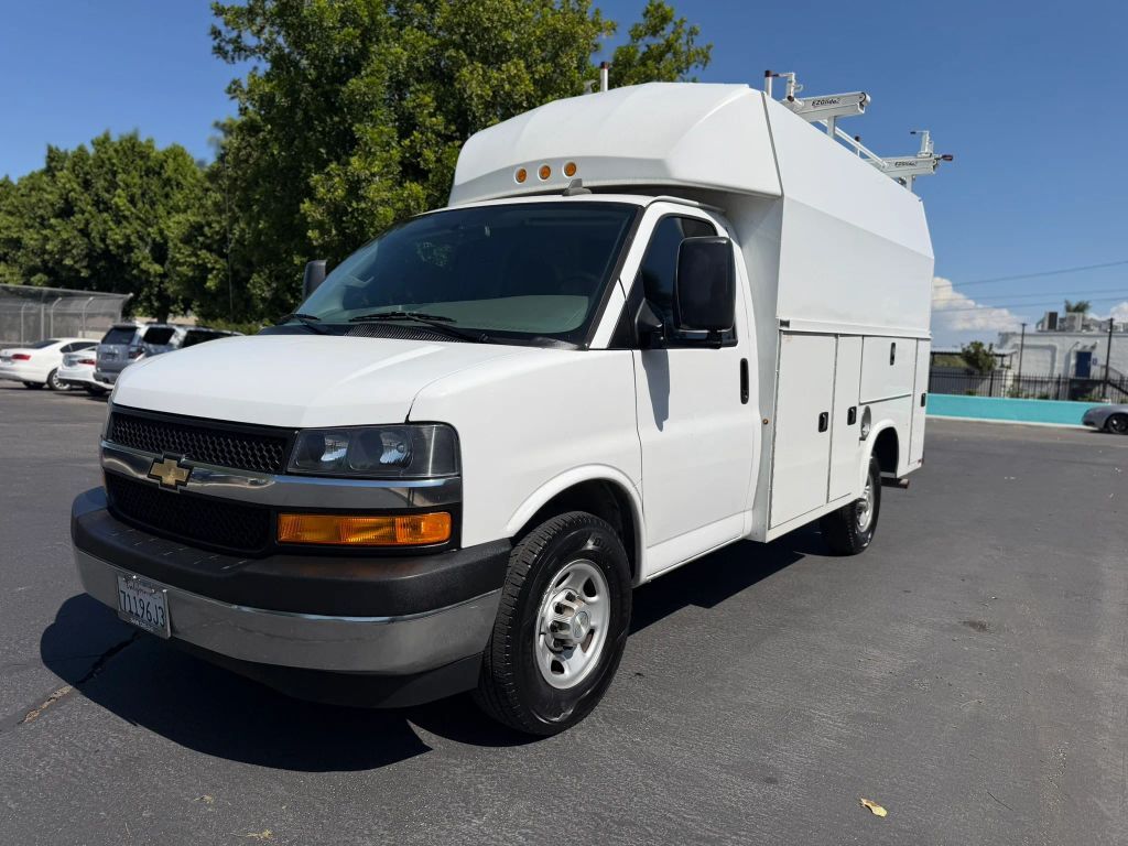 2021 CHEVROLET Express