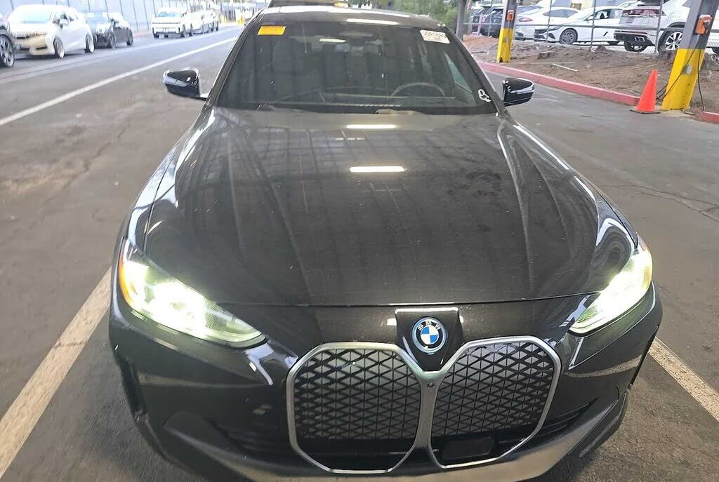 2025 BMW i4