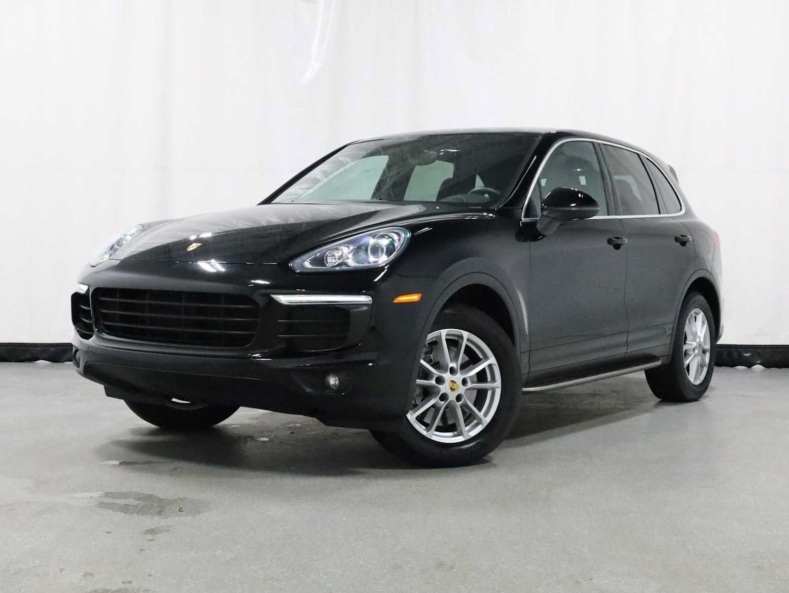 2016 PORSCHE Cayenne
